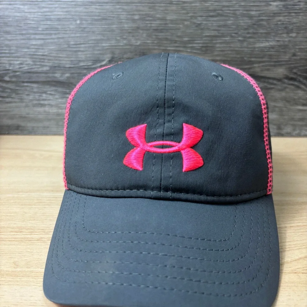 Under Armour Hat‎ Cap Strap Back Womens Gray Pink Run Running Athletic Gym